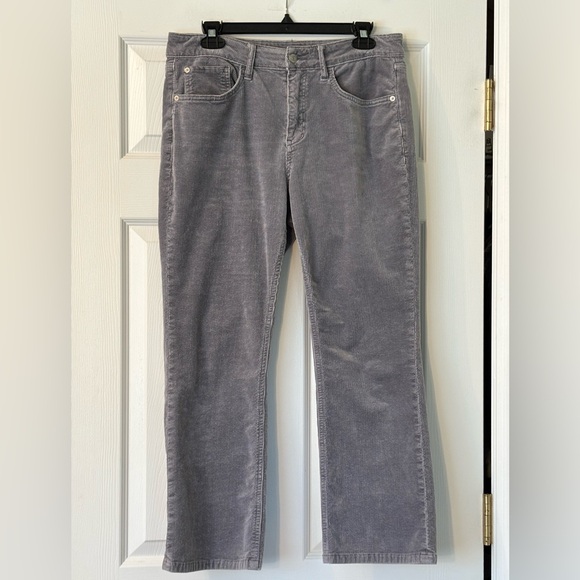 Pilcro Pants - Pilcro The Yaya Midrise Gray Corduroy Crop Flare Pants Size 30 EUC